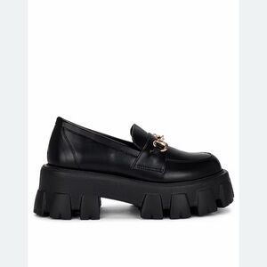 NWOT Raye Black Chunky Loafers
